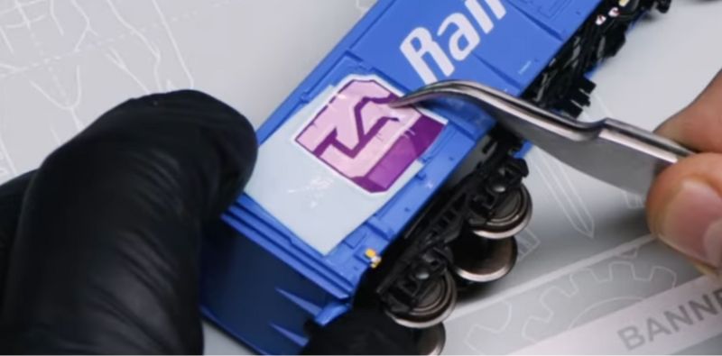 Placer une décalcomanie